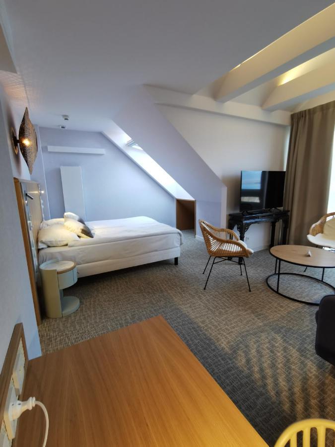 Zhong Hua 3* Sopot